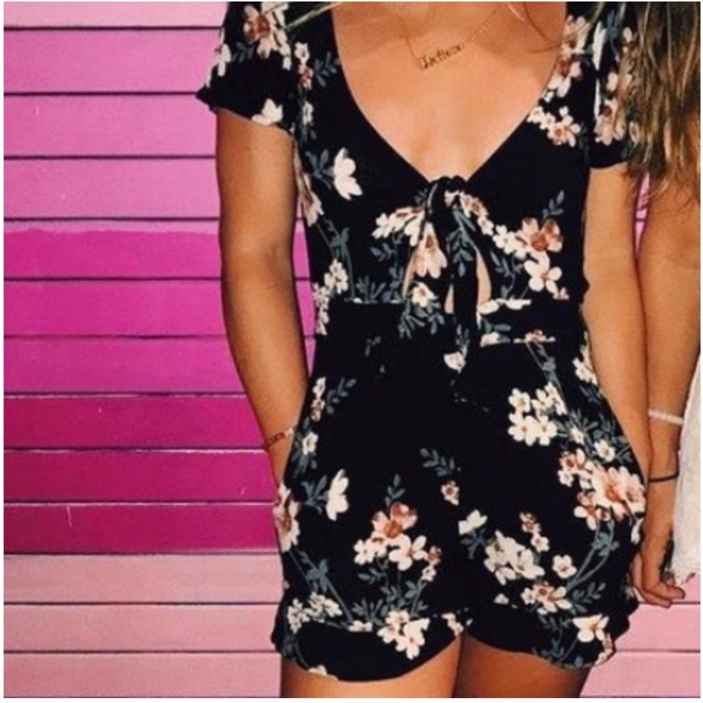 American Eagle outfitters floral romper